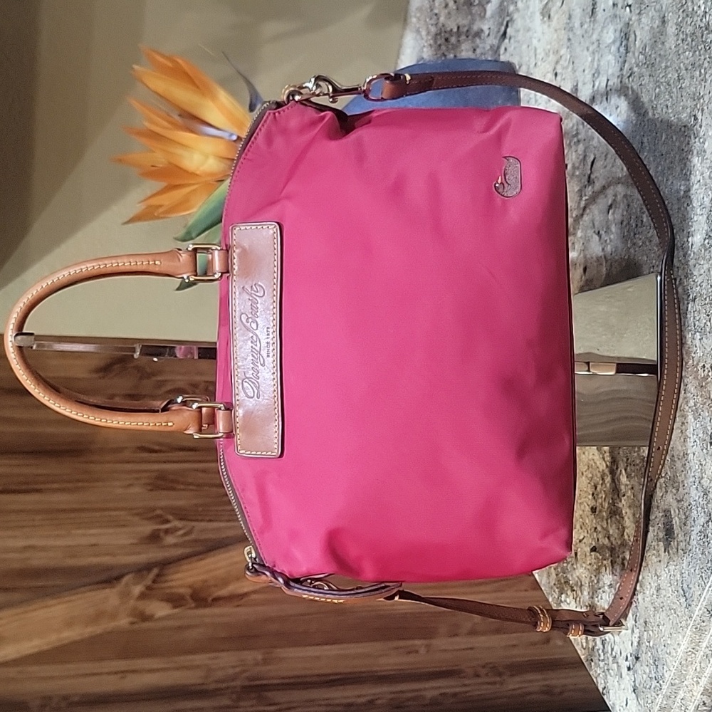 DOONEY & BOURKE RED NYLON SATCHEL TOTE - Picture 1 of 12
